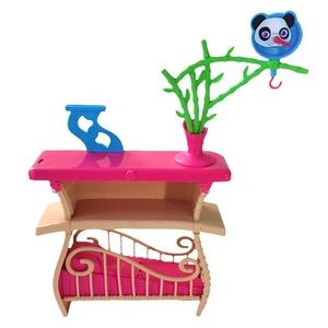 Barbie Panda Bear Caretaker Vet Zoo Playset Replacement Table Bed Mattel